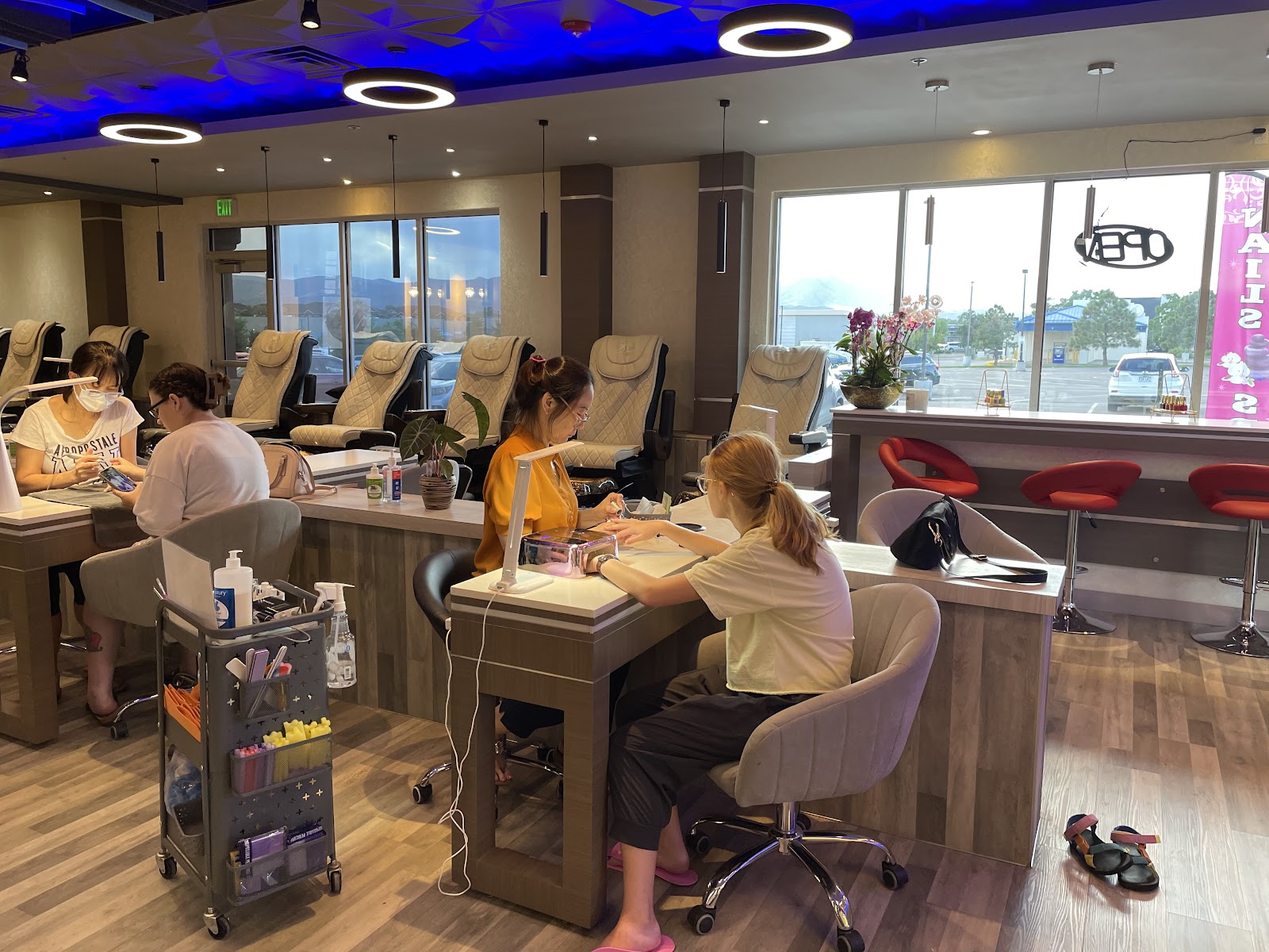Be Beauty Nails & Spa nail work in Littleton, Colorado
